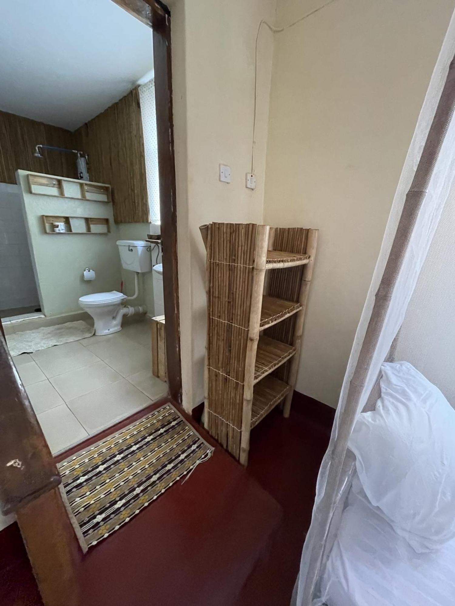 Jinja Backpackers Vandrarhem Rum bild